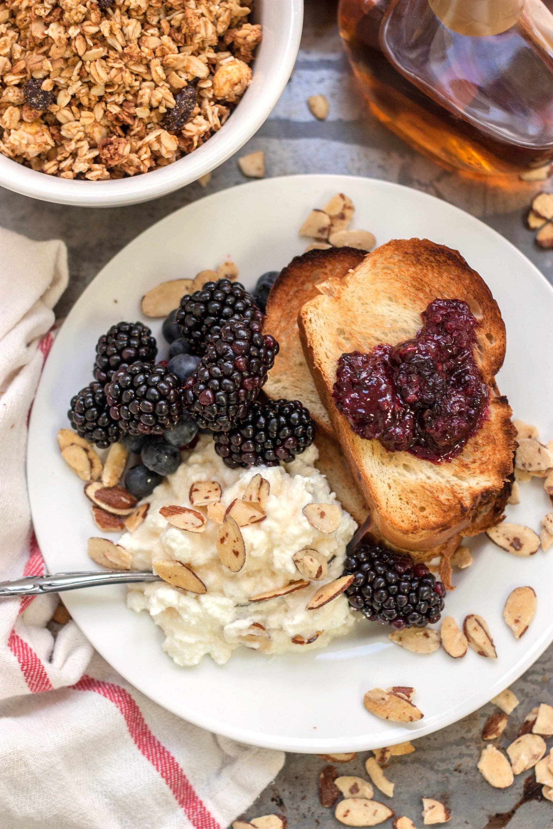 Easy Breakfast Ricotta with Berries