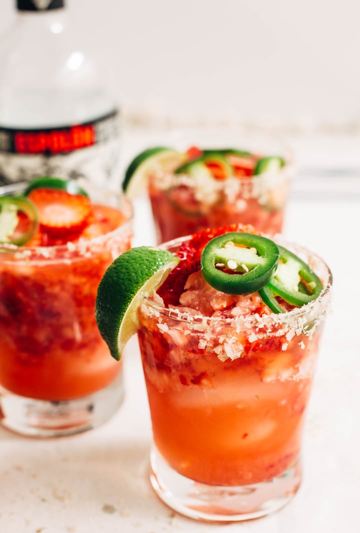 Strawberry Jalapeno Margaritas - VIRAL BANGET