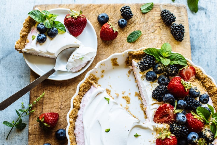 greek yogurt berry tart-13.jpg